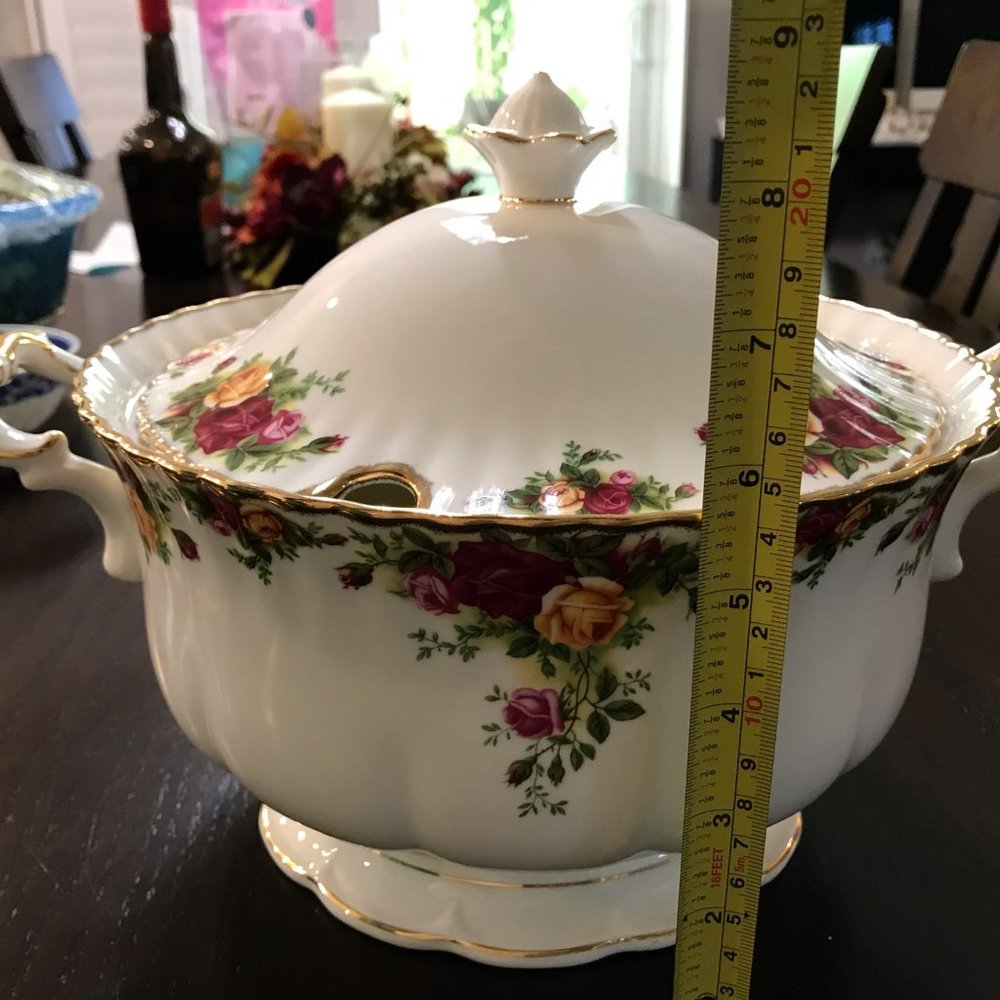 ROYAL ALBERT OLD COUNTRY ROSE - Picture 9 of 10